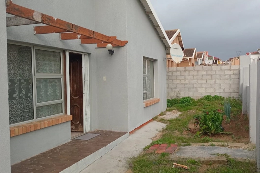 3 Bedroom Property for Sale in Kwamagxaki Eastern Cape